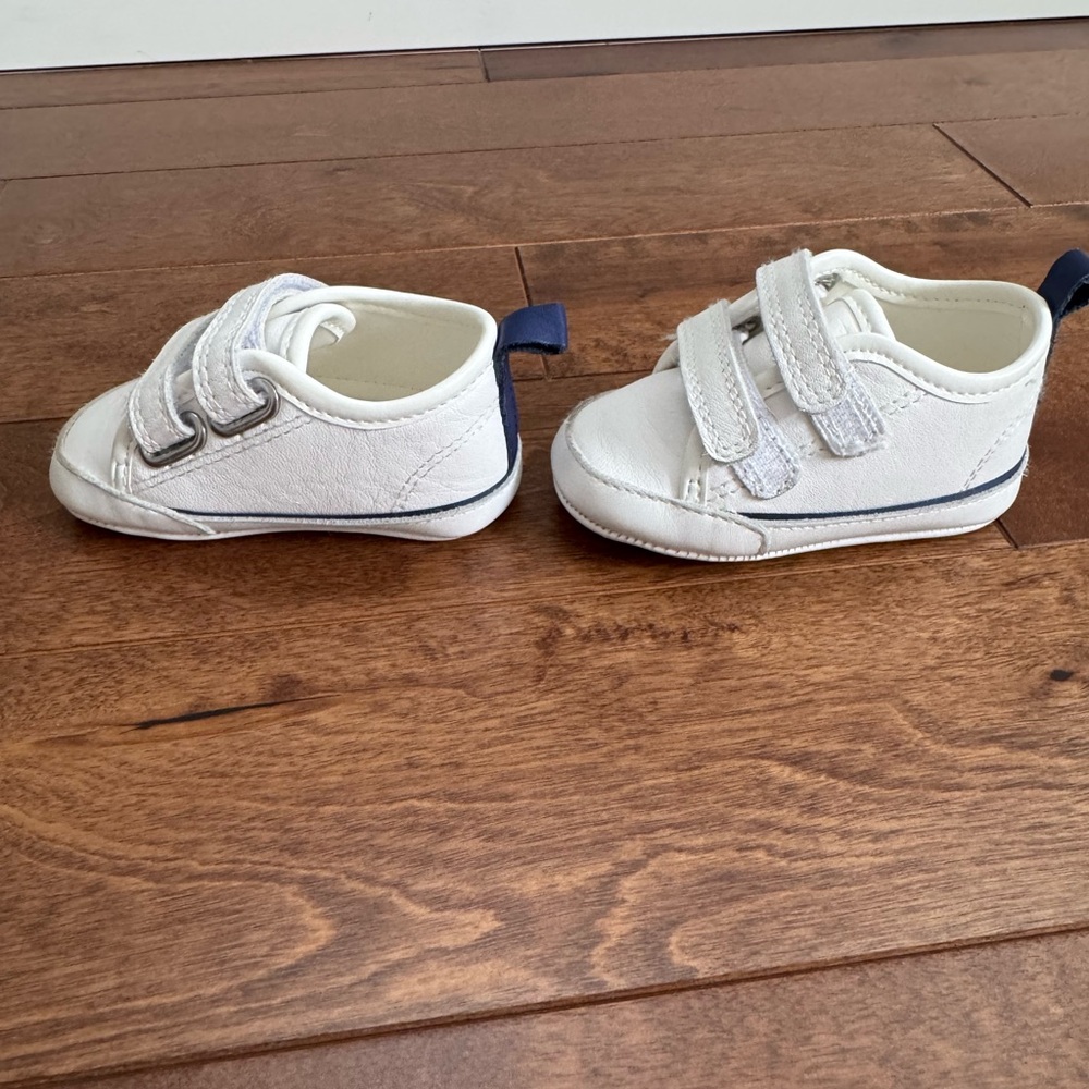 Janie and Jack Baby White Leather Velcro Shoes 3–6 Months - Picture 2 of 7